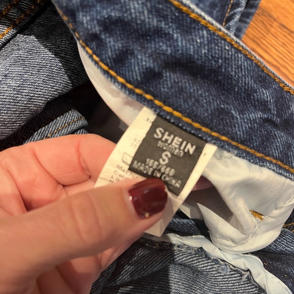 UNIQUE “PAINTED” JEANS - Picture 7 of 10